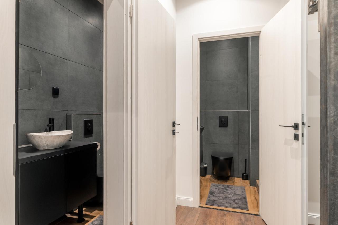 Downtown Luxury By Stlcz With 2 Bathrooms Budapest Exterior foto